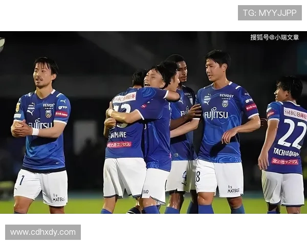 冈山绿锥与东京绿茵的激烈对决展现足球魅力与团队精神